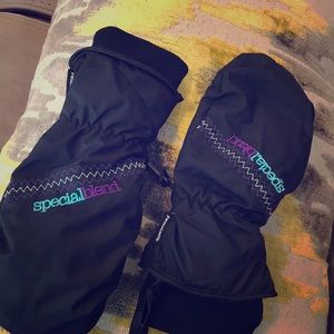 SPECIAL BLEND women’s large snowboarding mitten!!